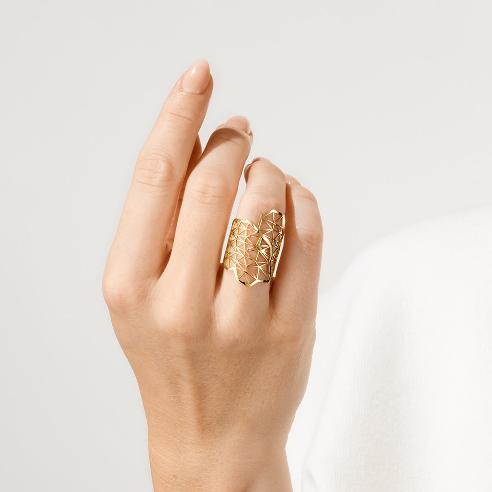 Topia Vision Embrace Ring