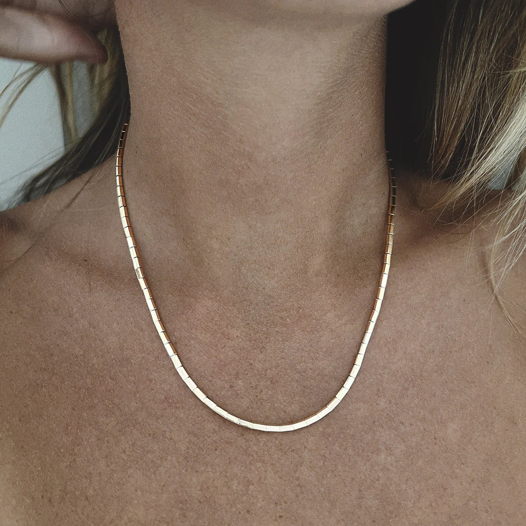 Elastic Necklace