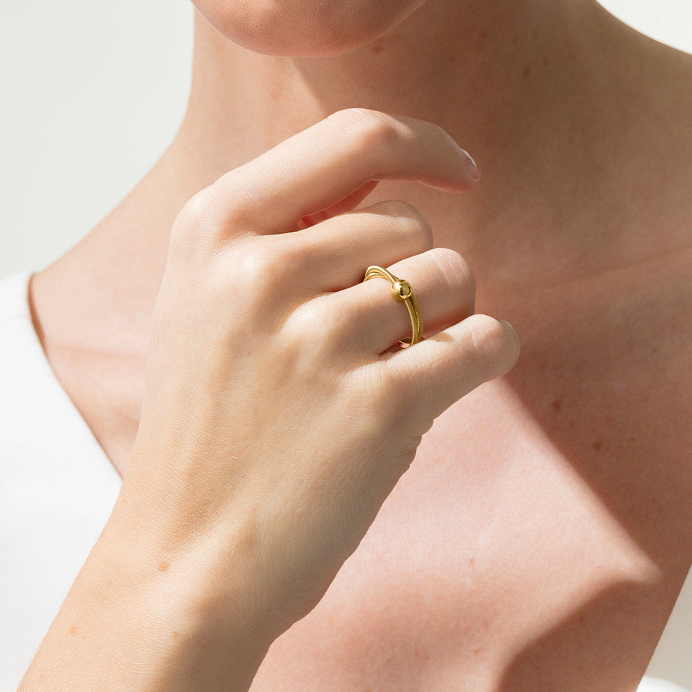 Colette Ring - 2 laps with diamond